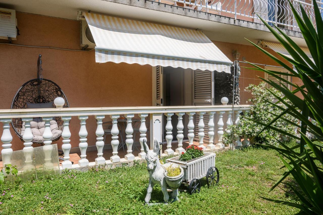 Vikeli Apartment Трогир Екстериор снимка