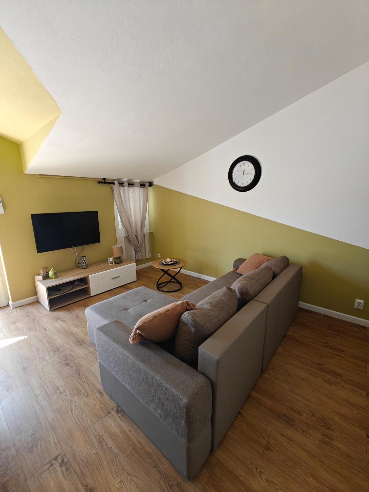 Vikeli Apartment Трогир Екстериор снимка