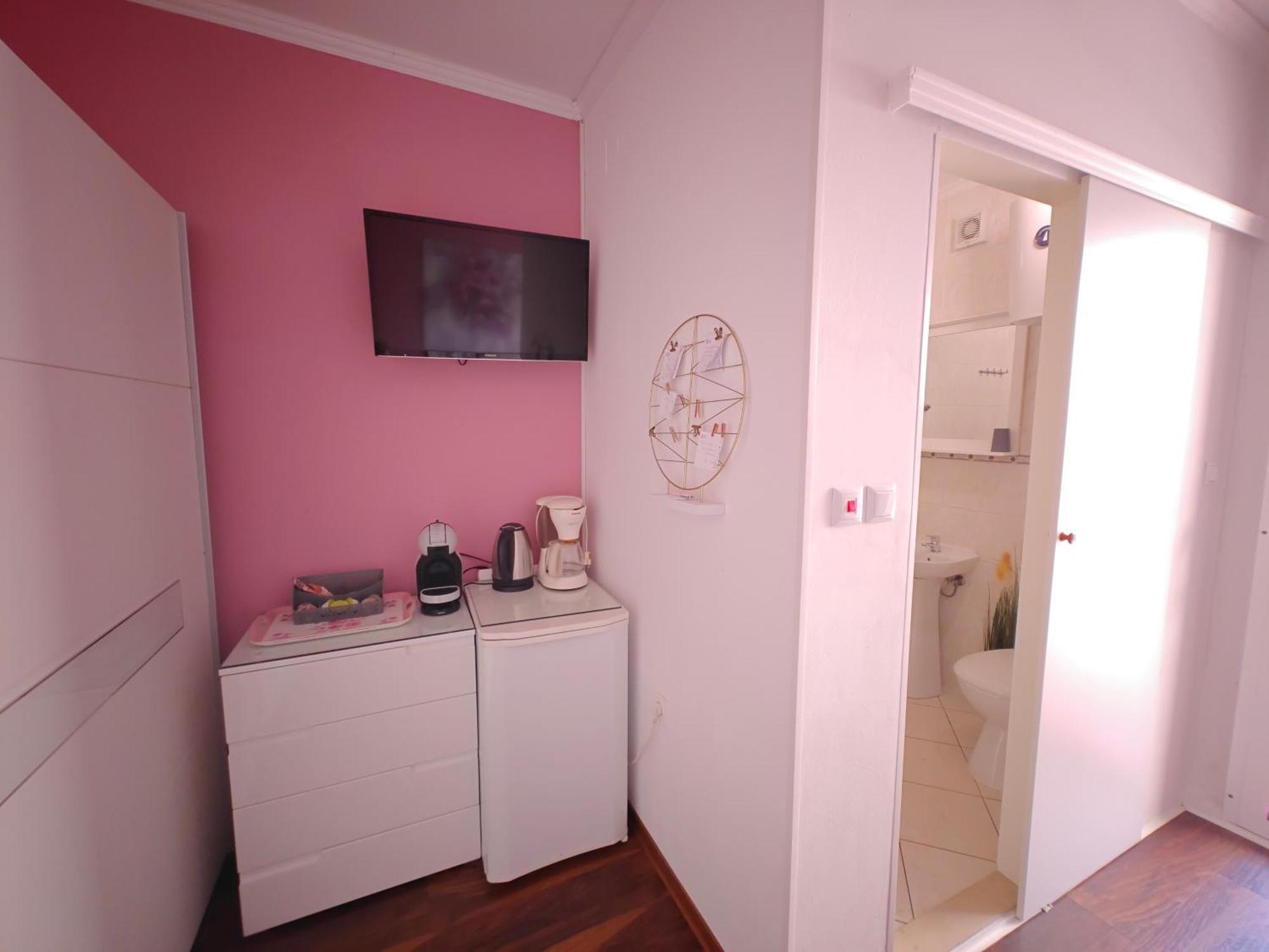 Vikeli Apartment Трогир Екстериор снимка